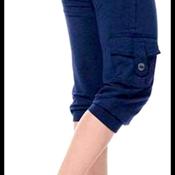 😎 2 for $17 😎 NWOT Cropped Capri Casual Pants - Picture 1 of 6